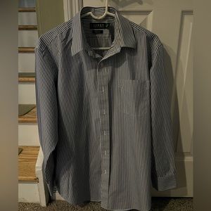 Ralph Lauren men’s dress shirt neck 16 1/2 white with vertical navy blue stripes